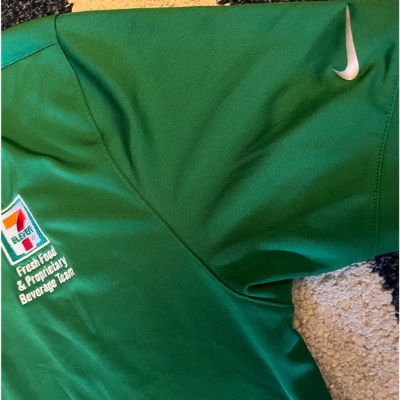 7 Eleven Employee 7-11 Uniform Nike Work Golf Polo Shirt Polyester  Medium RARE - Picture 6 of 6